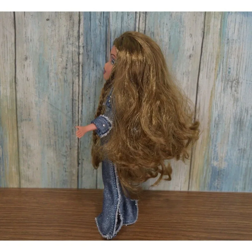 Bratz Doll Yasmin 2001 MGA In Cloe Denim Outfit Brown Hair Braids Vintage